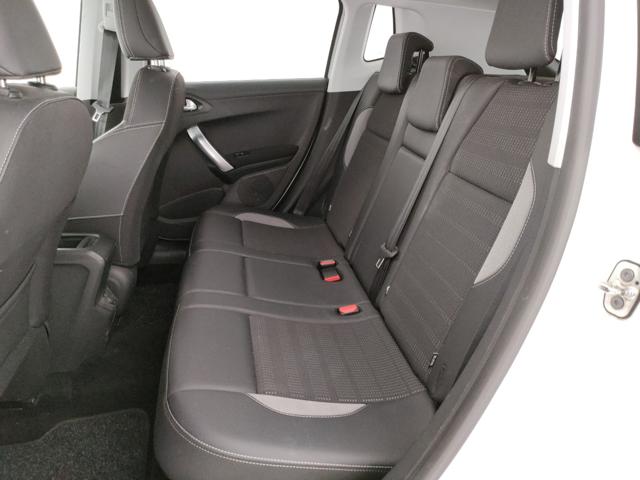 PEUGEOT 2008 usata, con Park Distance Control