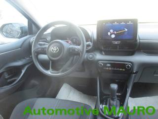 TOYOTA Yaris usata, con Specchietti laterali elettrici
