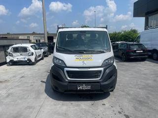 PEUGEOT Boxer usata, con Airbag