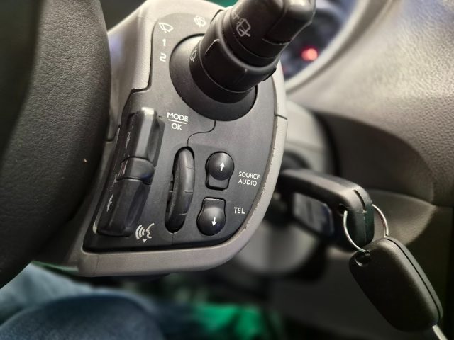 RENAULT Clio usata, con Touch screen