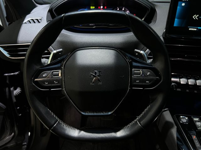 PEUGEOT 3008 usata, con Volante multifunzione
