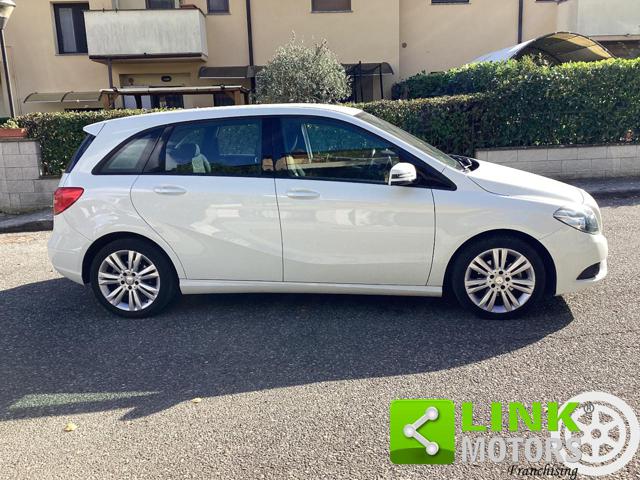 MERCEDES-BENZ B 180 usata, con Cerchi in lega