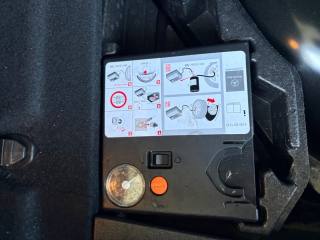 MERCEDES-BENZ E 200 usata, con Limitatore di velocità