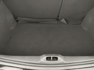 PEUGEOT 208 usata, con USB