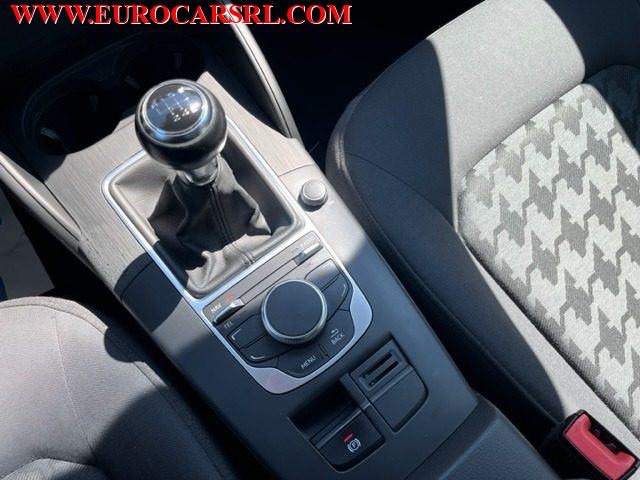 AUDI A3 usata, con Sensori di parcheggio posteriori
