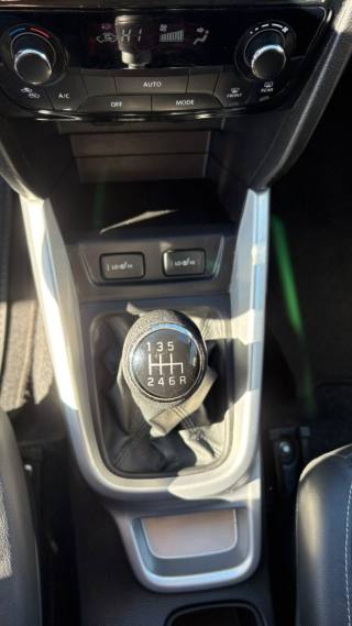 SUZUKI Vitara usata, con Fari LED