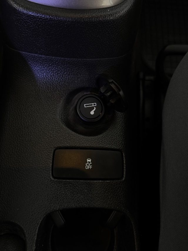 CHEVROLET Aveo usata 17