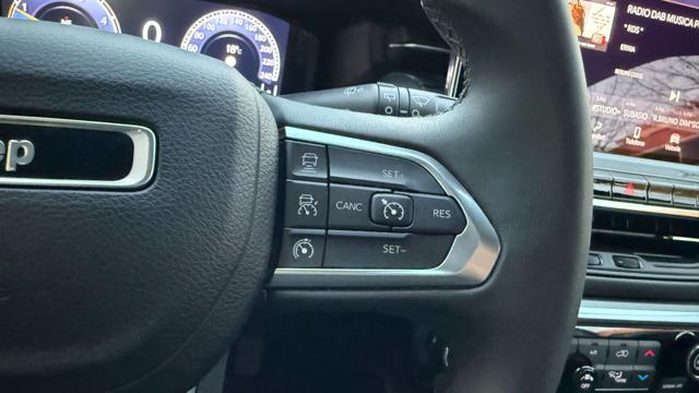 JEEP Compass usata, con Autoradio