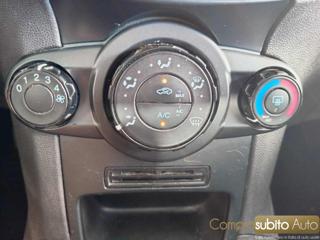 FORD Fiesta usata, con Servosterzo
