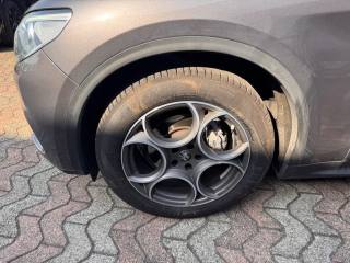 ALFA ROMEO Stelvio usata, con Chiusura centralizzata