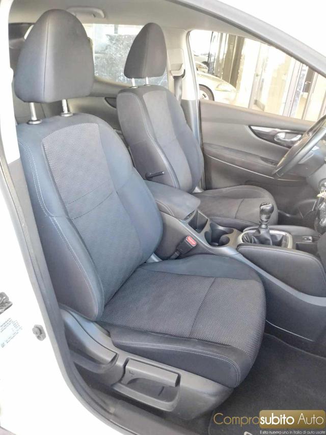 NISSAN Qashqai usata, con Fendinebbia
