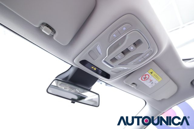 MG ZS usata, con Isofix