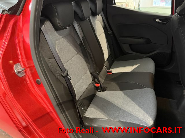 RENAULT Clio usata, con Climatizzatore