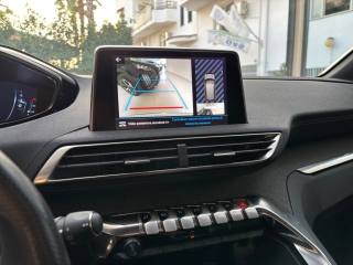PEUGEOT 3008 usata, con Luci diurne