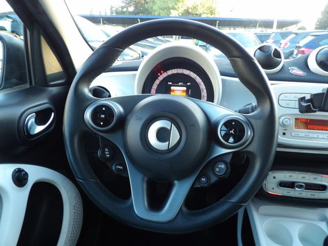 SMART ForFour usata, con USB