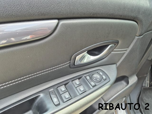 RENAULT Scenic usata, con Cruise Control