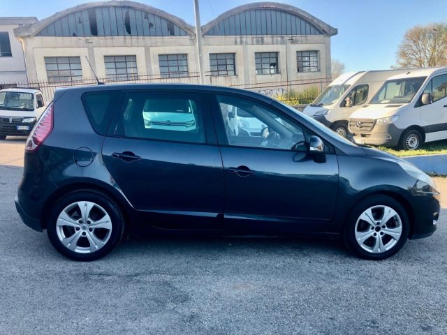 RENAULT Scenic usata 0