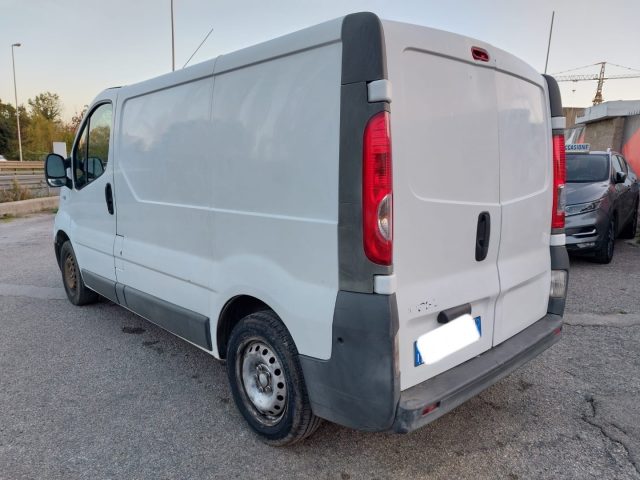 RENAULT Trafic usata 6