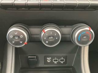 RENAULT Captur usata 17