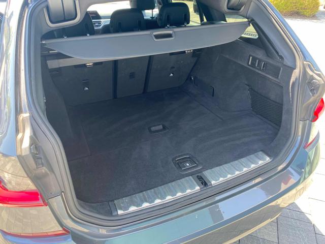 BMW 318 usata, con Controllo automatico clima