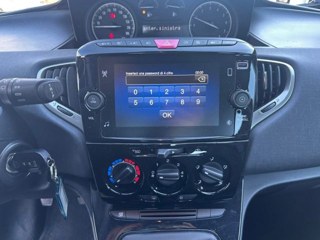 LANCIA Ypsilon usata, con Boardcomputer