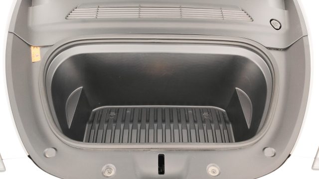 TESLA Model Y usata, con Certificato Della Batteria