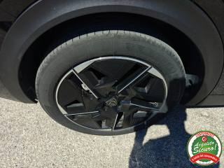PEUGEOT 408 usata, con Luci diurne LED