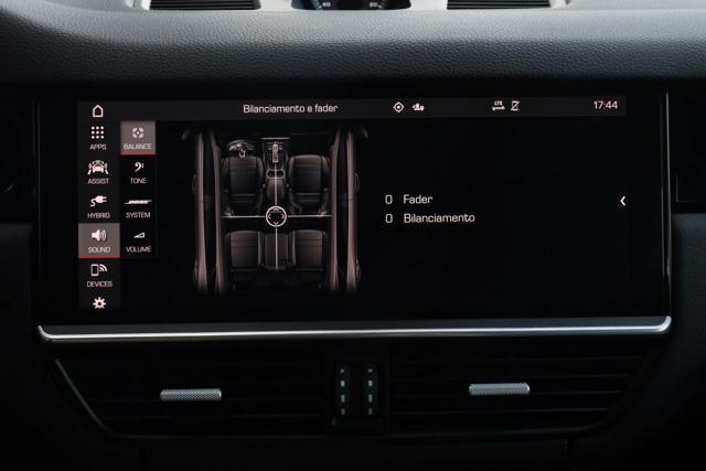 PORSCHE Cayenne usata, con Tetto panorama
