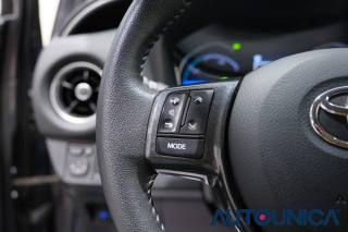 TOYOTA Yaris usata, con Autoradio digitale