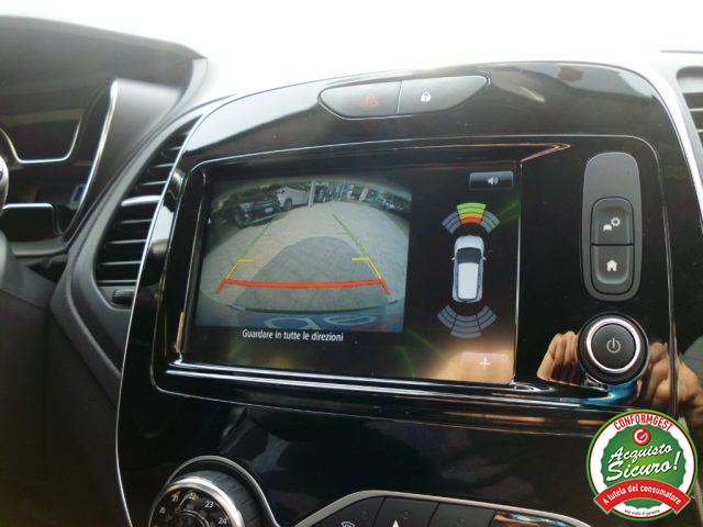 RENAULT Captur usata, con Volante in pelle