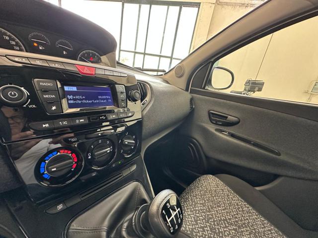 LANCIA Ypsilon usata 16