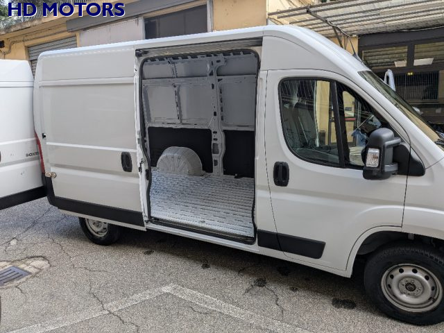 PEUGEOT Boxer usata, con Chiusura centralizzata
