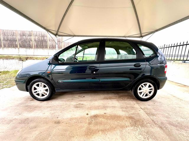 RENAULT Scenic usata, con Boardcomputer
