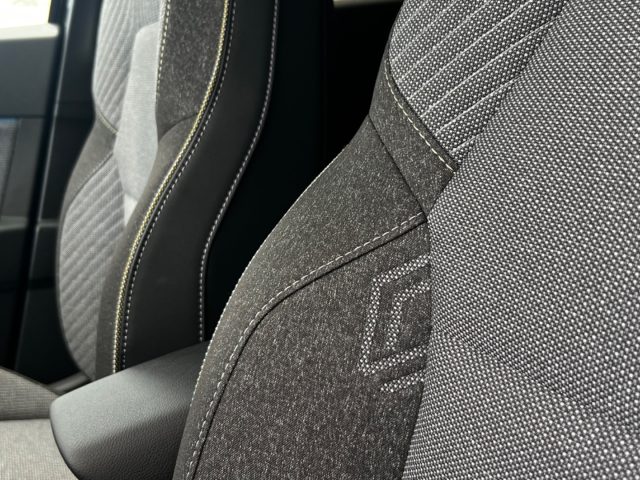 RENAULT Captur usata, con Luci diurne