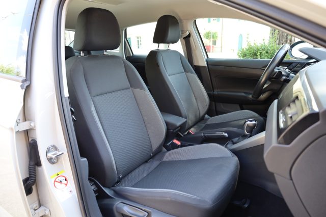 VOLKSWAGEN Taigo usata 125