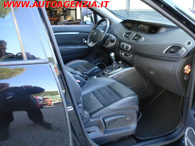 RENAULT Scenic usata 11