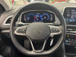 VOLKSWAGEN T-Roc usata, con Controllo automatico clima