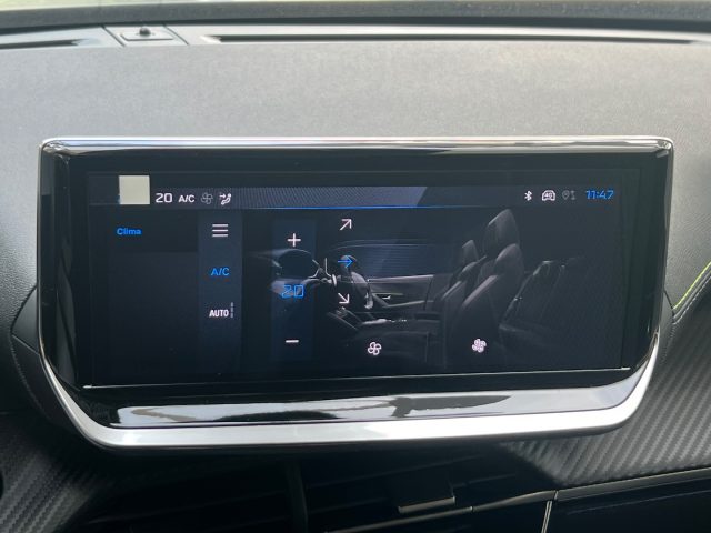 PEUGEOT 2008 usata, con Vetri oscurati