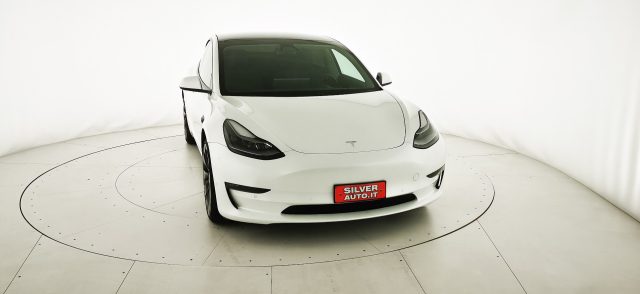 TESLA Model 3 usata, con Specchietti laterali elettrici