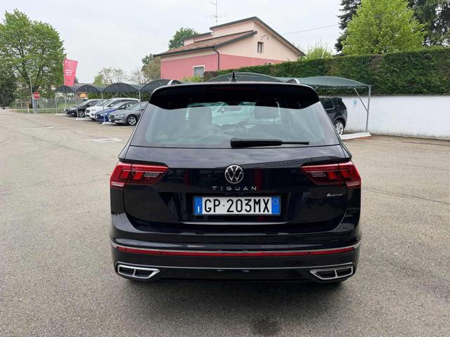 VOLKSWAGEN Tiguan usata, con Autoradio