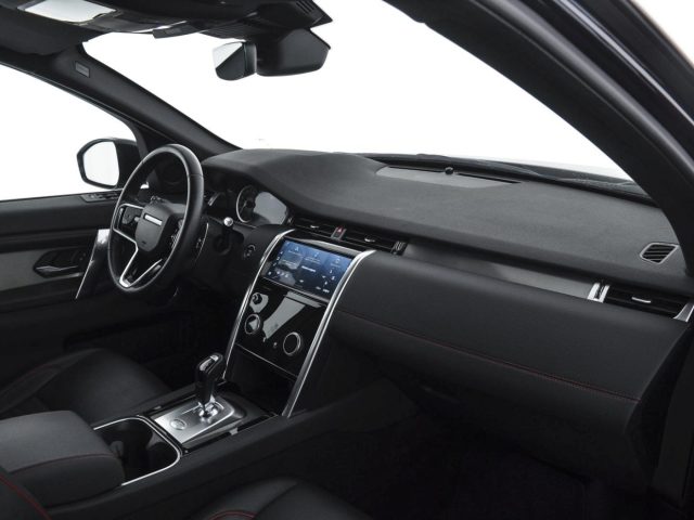 LAND ROVER Discovery Sport usata 2