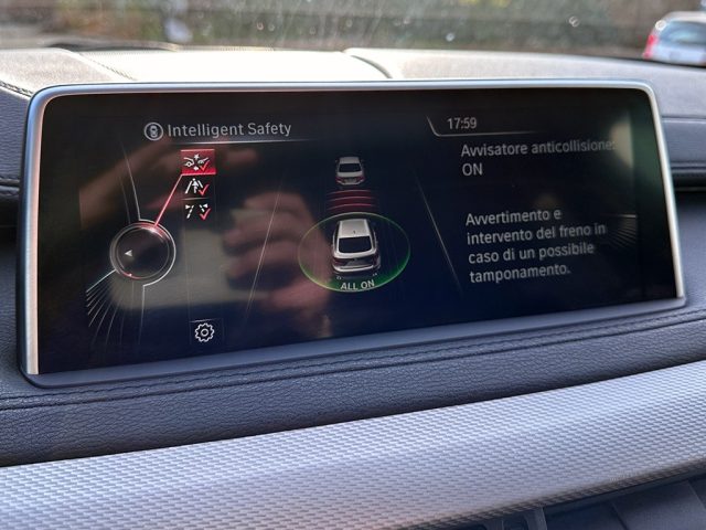BMW X6 M50 usata, con Fendinebbia