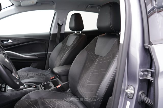 OPEL Grandland usata, con Volante in pelle