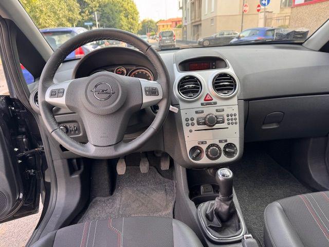 OPEL Corsa usata, con Boardcomputer