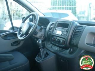 RENAULT Trafic usata 12