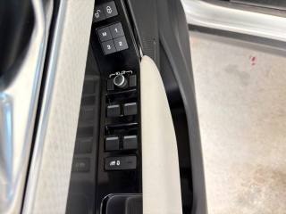 LAND ROVER Range Rover Velar usata, con Sensori di parcheggio posteriori