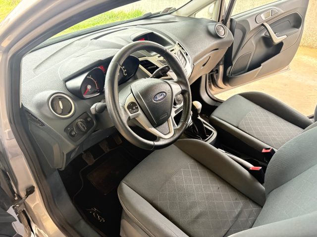 FORD Fiesta usata, con Chiusura centralizzata
