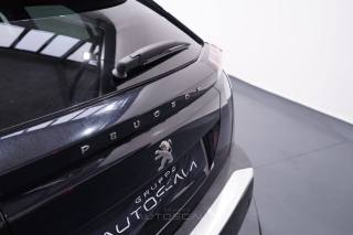 PEUGEOT 2008 usata, con Volante multifunzione