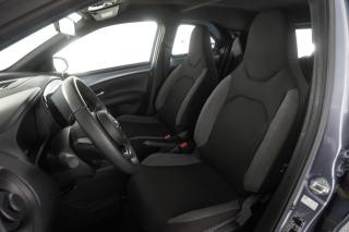 TOYOTA Aygo X usata 2