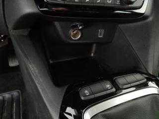 OPEL Corsa usata, con Park Distance Control